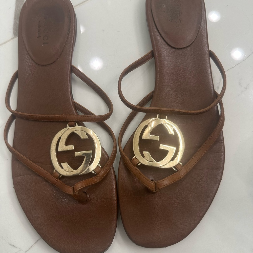 Gucci Tan Leather Sandals with Gold Logo
